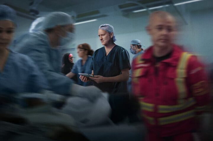 Critical Between Life and Death - Netflix