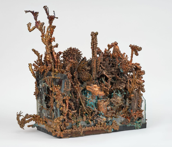 Max Hooper Schneider, Anode Garden. Courtesy the artist, Maureen Paley and Francois Ghebaly. Photo by Paul Salveson